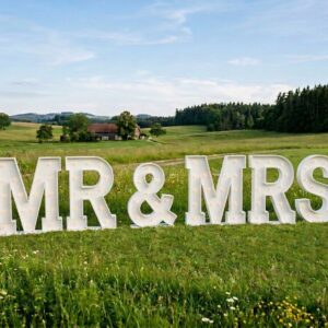 MR & MRS  Leuchtbuchstaben